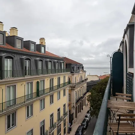 Living Chiado Apartment Lisbon Exterior photo